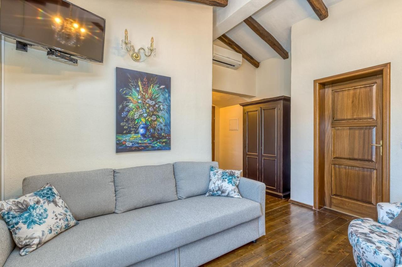 Villa Santolina Baderna Εξωτερικό φωτογραφία